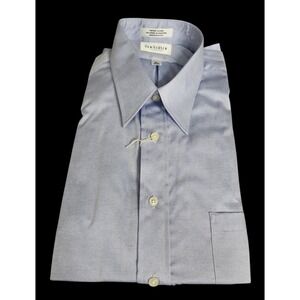 New Mens Van Heusen Light Blue Button Down Shirt Size 16 1/2- 34/35 Oxford